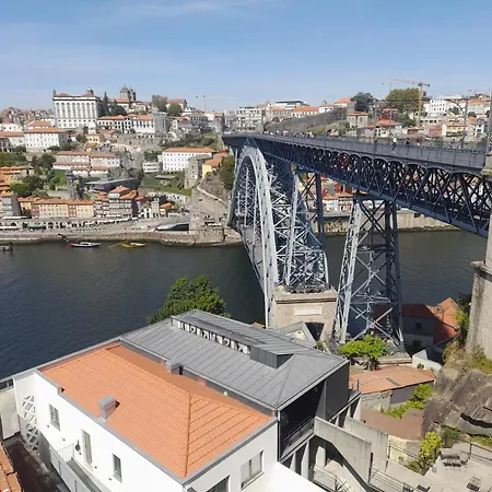 Hostel Nexus Mundi Vila Nova de Gaia